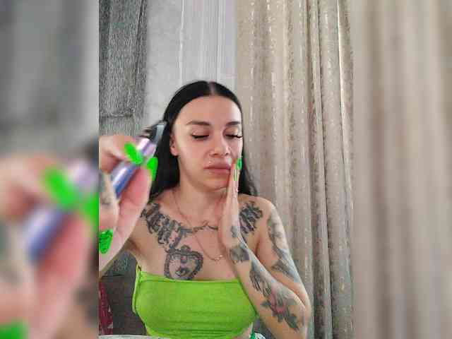 deva_maria webcam