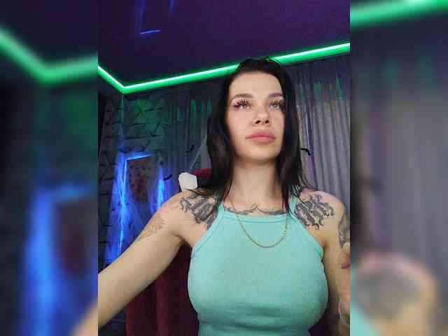 deva_maria webcam