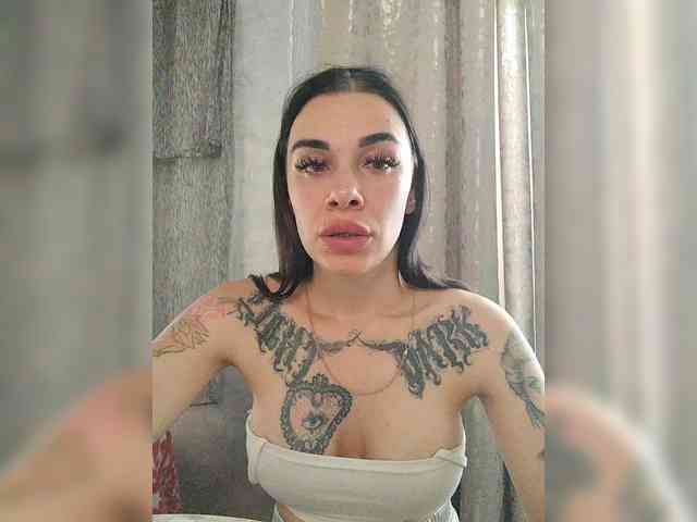 deva_maria webcam