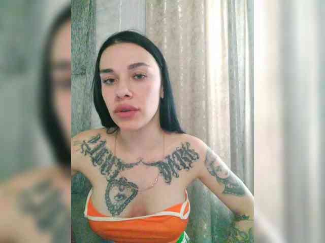 MaidenCrystal Live Webcam on BongaCams