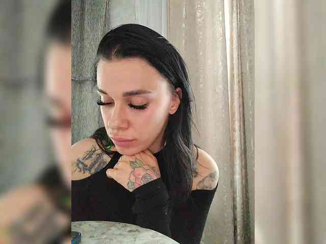deva_maria webcam