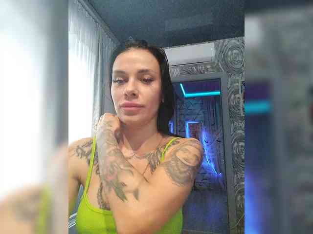 deva_maria webcam