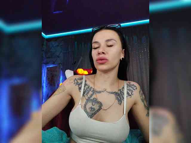 deva_maria webcam