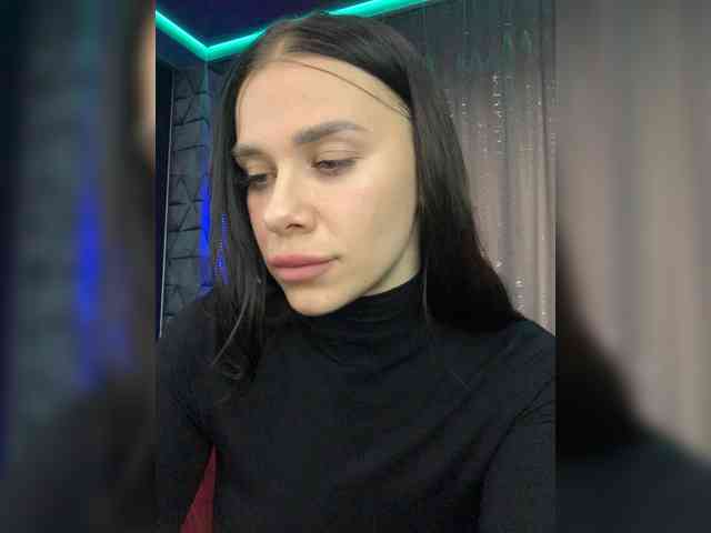 MaidenCrystal Live Webcam on BongaCams