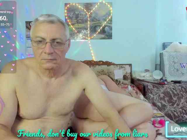 ladyred1 webcam