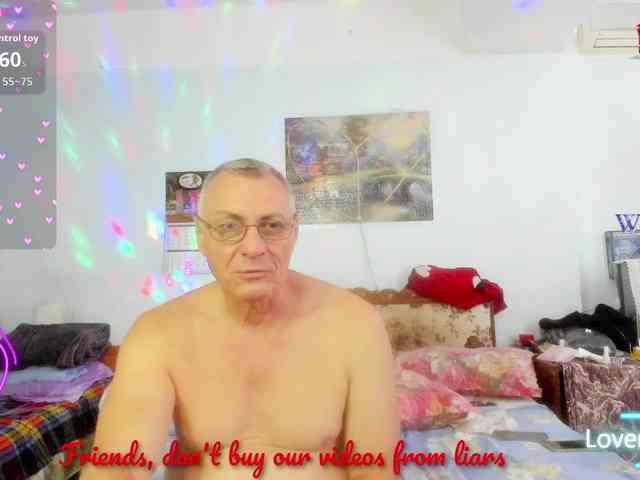 ladyred1 webcam
