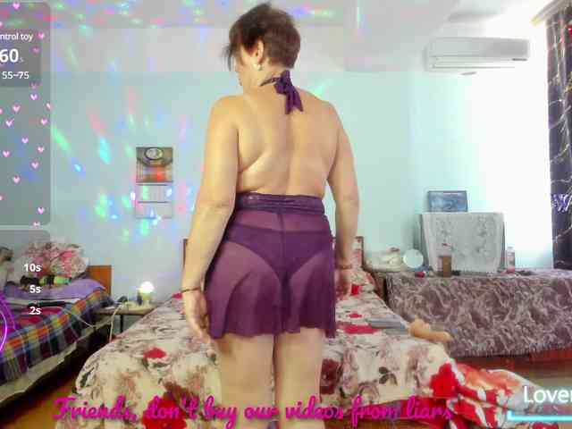 ladyred1 webcam