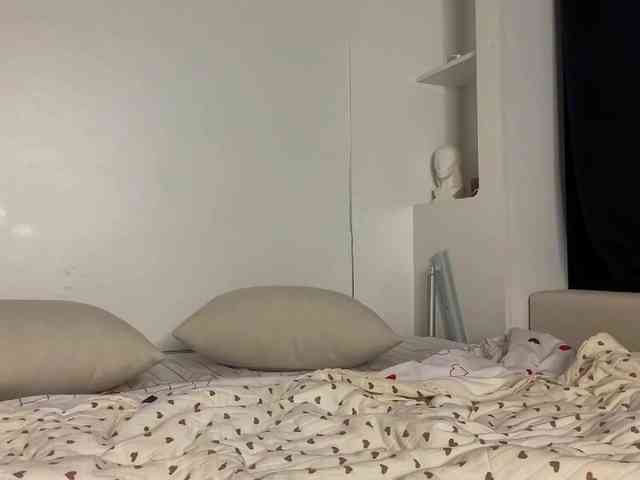 EmelyExx webcam