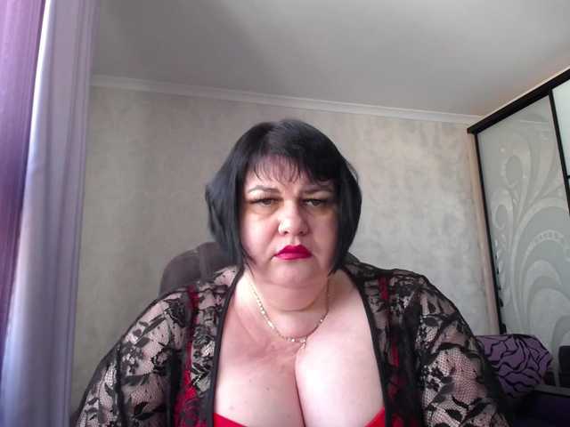 DianaLady — Hi!Whatever you want in a full private show, c2c. Long labia pussy, big boobs, ass...mmmmI bet you can't handle me one-on-one. Prove me wrong in Private. I'm waiting for a real man to take control. mmmmmmm