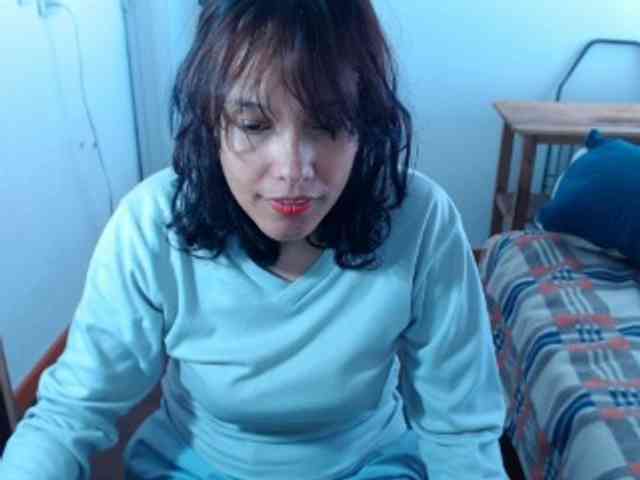 valak133 Live Webcam on BongaCams