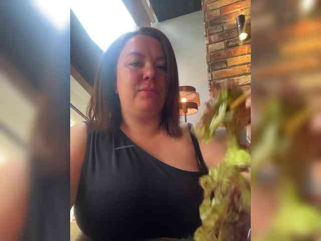 -BuSiNkA webcam