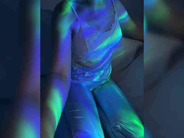 Sha_dee webcam