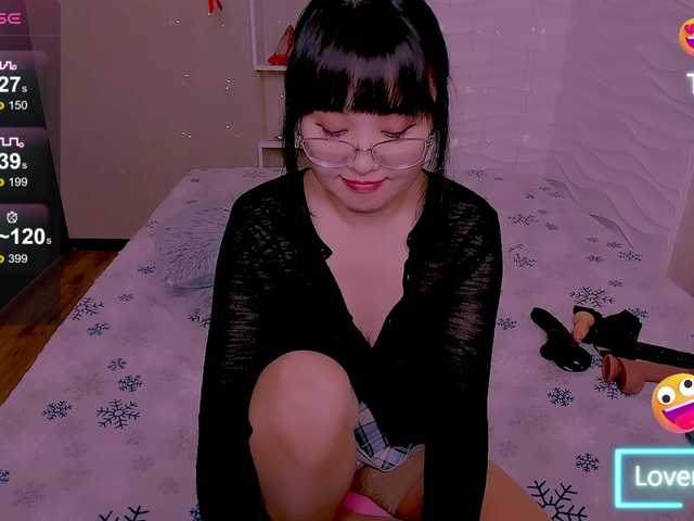 LianaYun's BongaCams show and profile