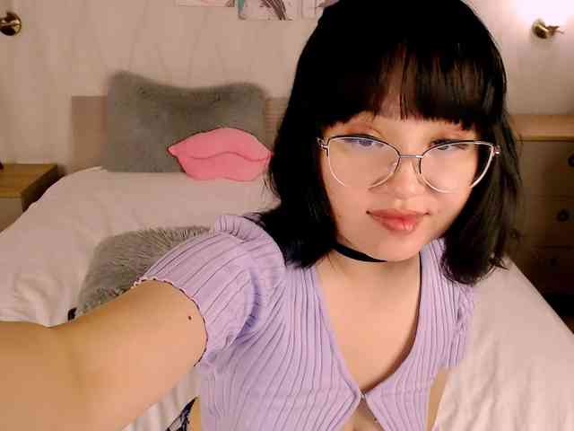 LianaYun Live Webcam on BongaCams