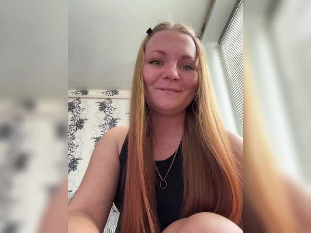 leila17's BongaCams show and profile