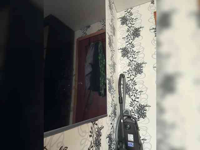 leila17 webcam