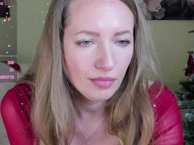 Melodey's BongaCams show and profile