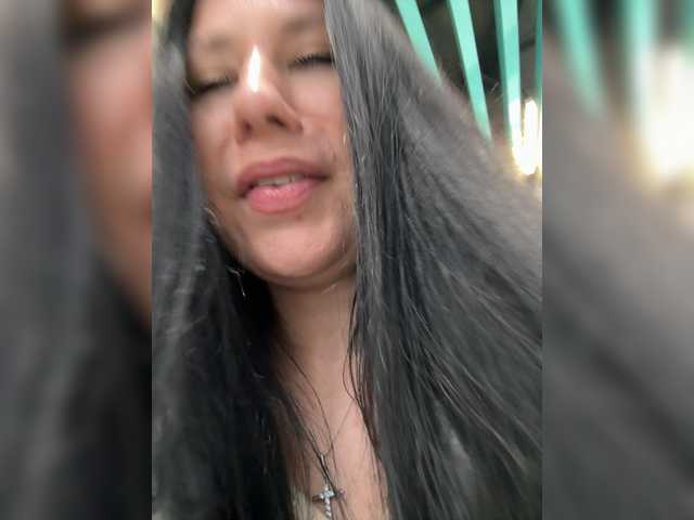 -Wild-Cat-'s BongaCams show and profile