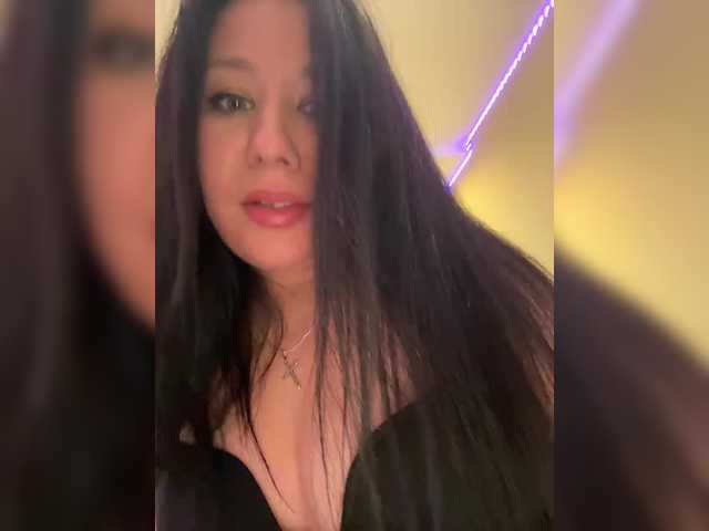 -Wild-Cat-'s BongaCams show and profile