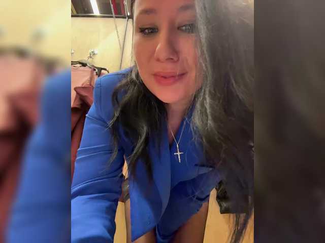 -Wild-Cat-'s BongaCams show and profile