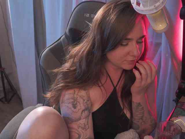 MaryArty_ webcam