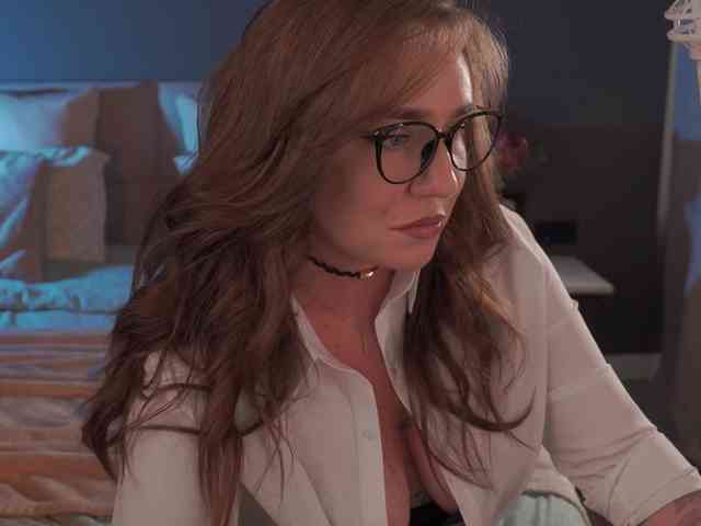 MaryArty_ webcam