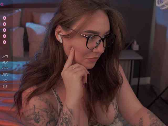 MaryArty_ webcam