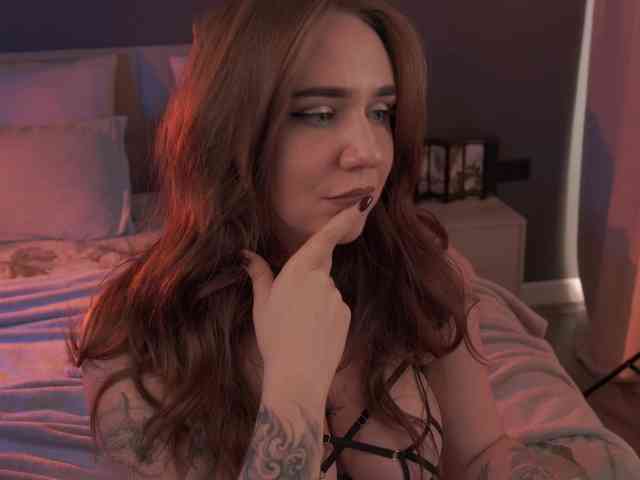 MaryArty_ webcam