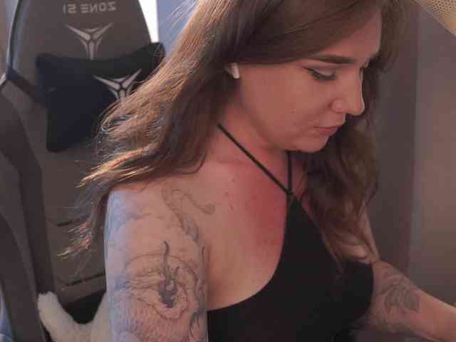 MaryArty_ webcam