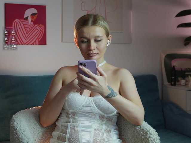 kartinkaa's BongaCams show and profile