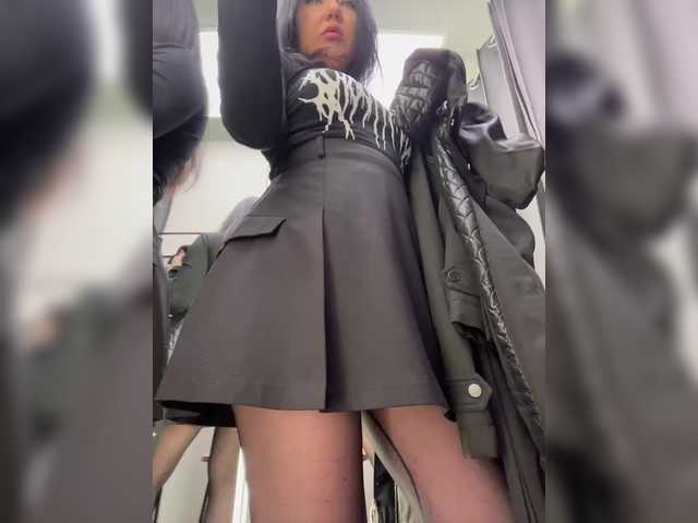 LiLCaTt's BongaCams show and profile