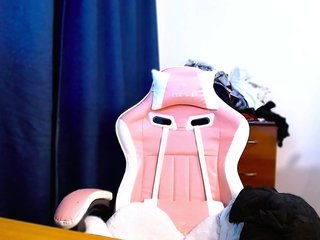 ann-mikele Porn Show