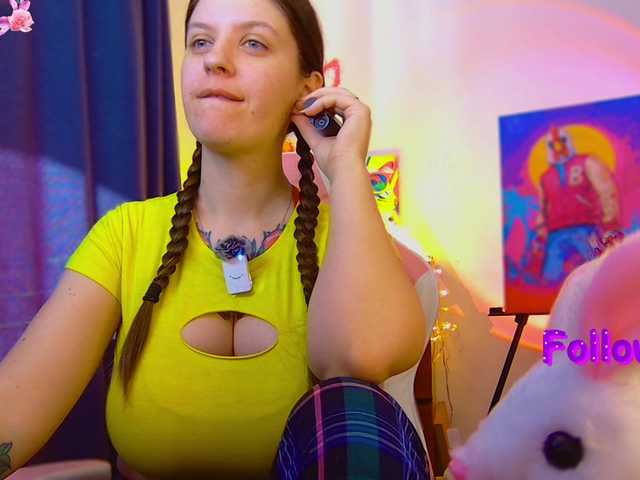 ann-mikele's BongaCams show and profile