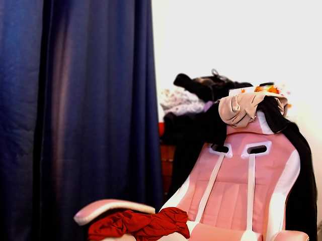 ann-mikele's BongaCams show and profile