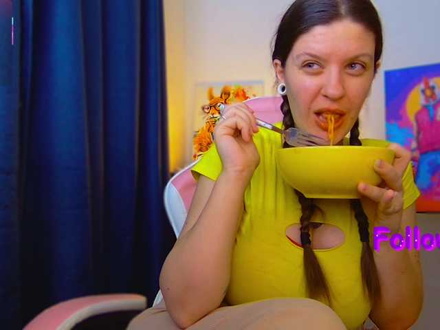 ann-mikele's BongaCams show and profile