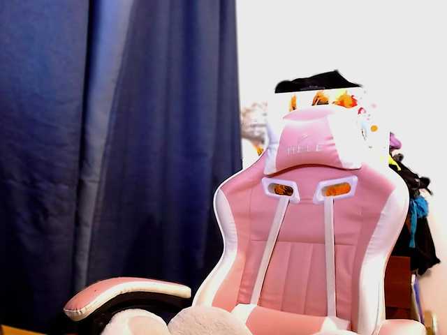 ann-mikele from BongaCams is Freechat