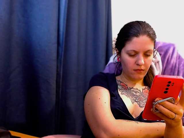 ann-mikele's BongaCams show and profile