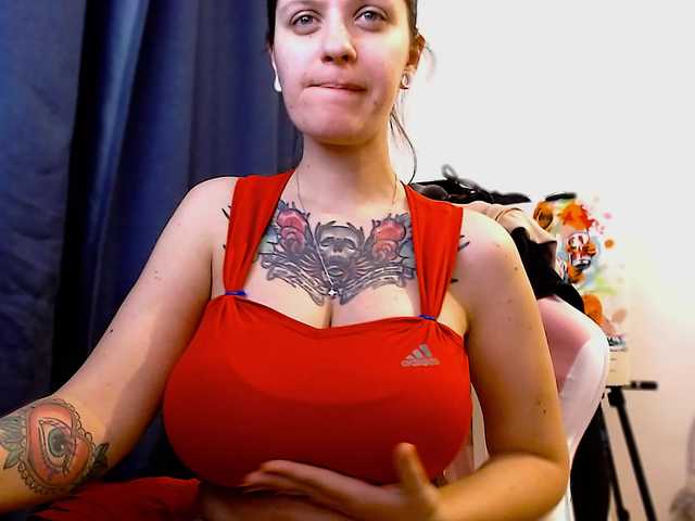 ann-mikele's BongaCams show and profile