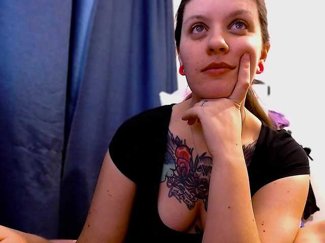 ann-mikele from BongaCams is Freechat