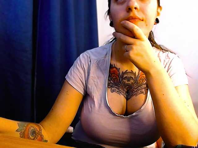  ann-mikele chat room