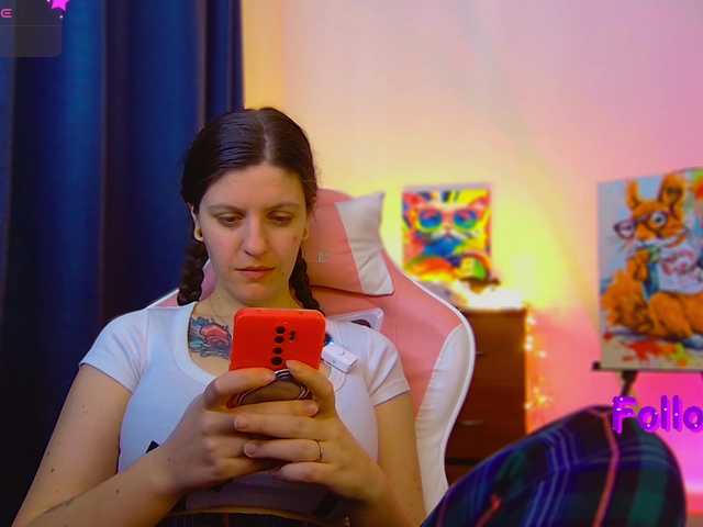 ann-mikele's BongaCams show and profile