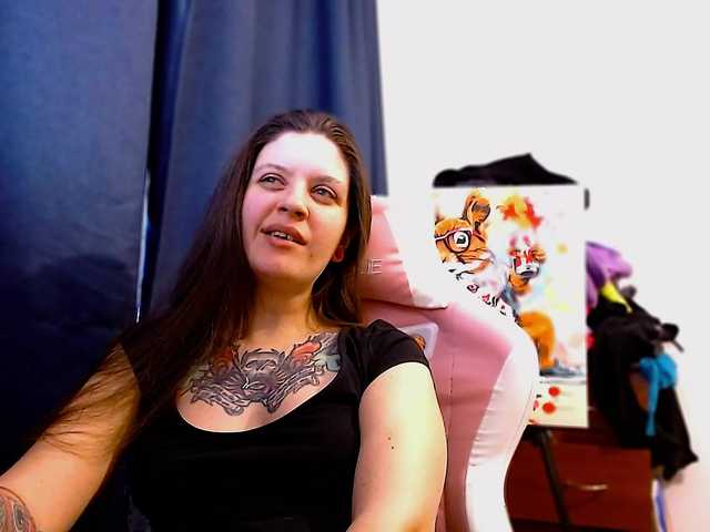 ann-mikele from BongaCams
