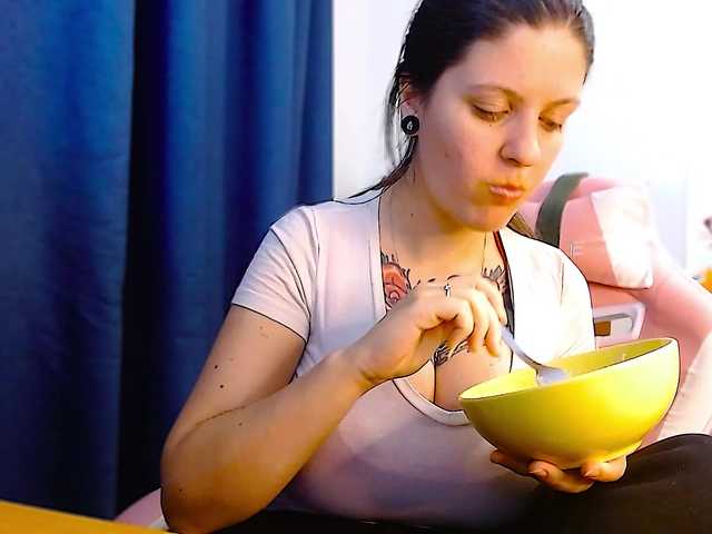 ann-mikele from BongaCams is Freechat