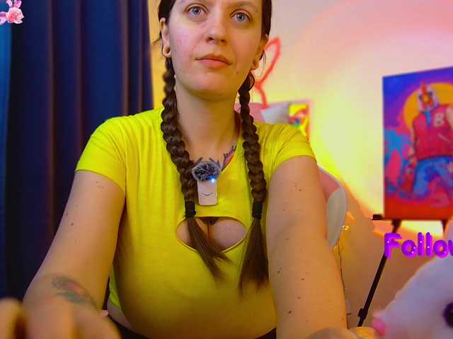 ann-mikele's BongaCams show and profile