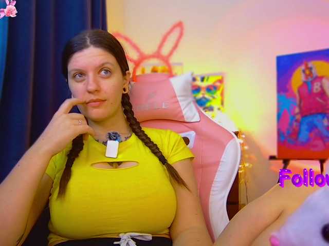 ann-mikele's BongaCams show and profile