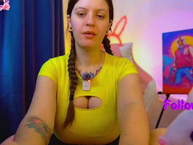 ann-mikele's BongaCams show and profile