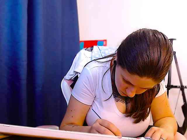 ann-mikele webcam