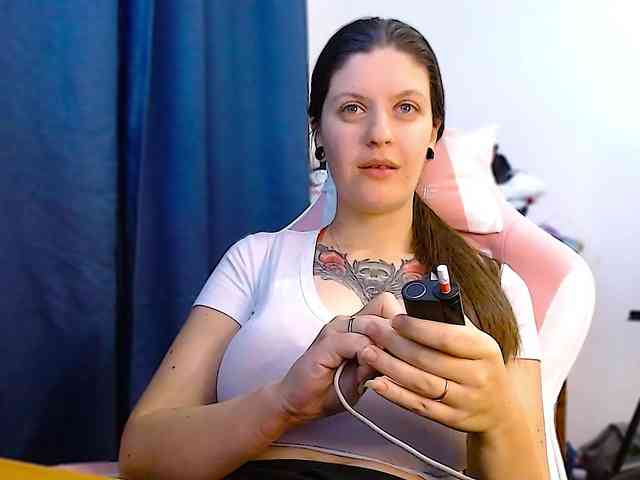 ann-mikele webcam