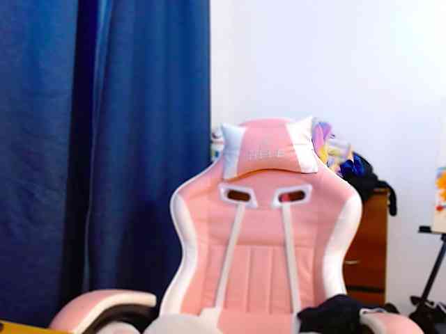 ann-mikele webcam