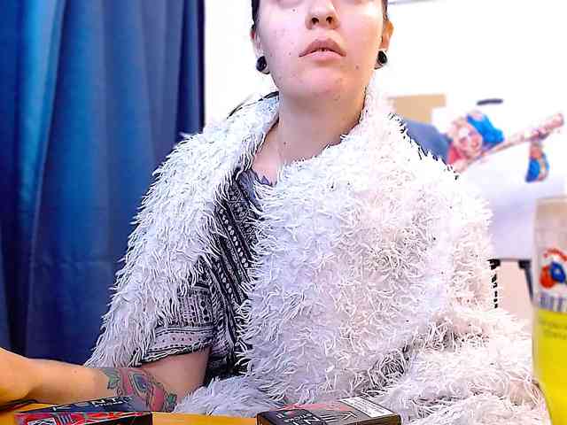 ann-mikele webcam